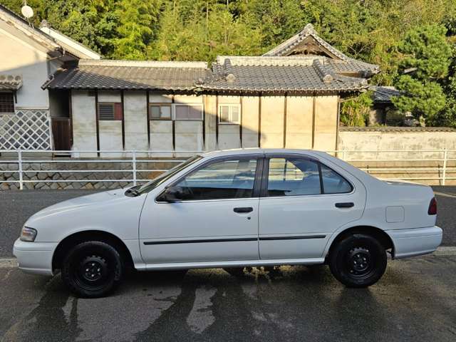 日産 サニー １．５ ＥＸサルーン H8年 (中国) 99