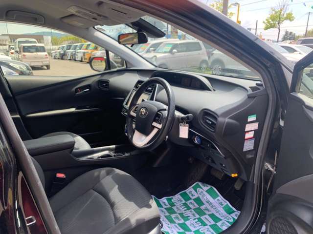 トヨタ プリウス １．８ Ｓ H28年 (東北) 99