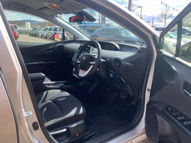 トヨタ プリウス １．８ Ｓ H28年 (東北) 99