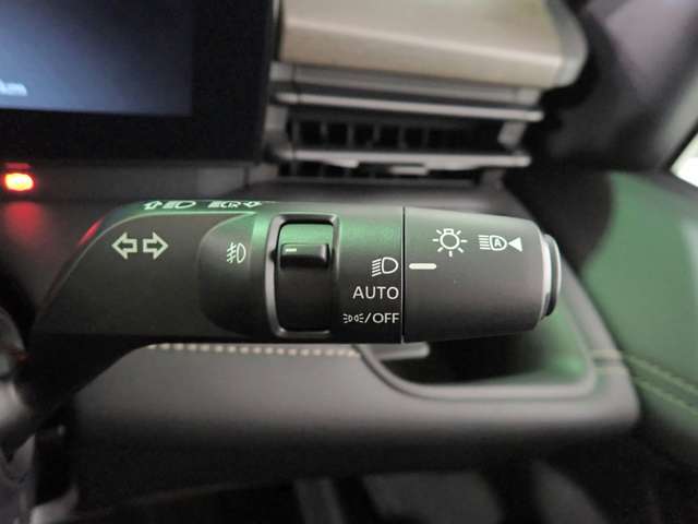 日産 セレナ １．４ Ｅ－ＰＯＷＥＲ ハイウェイスターＶ R8年 (近畿) 99