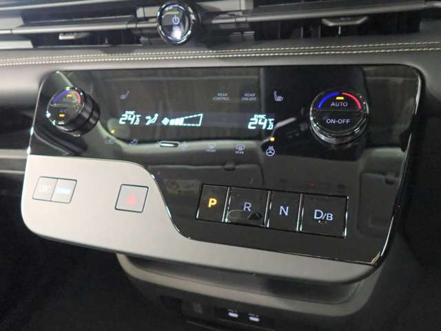 日産 セレナ １．４ Ｅ－ＰＯＷＥＲ ハイウェイスターＶ R8年 (近畿) 99