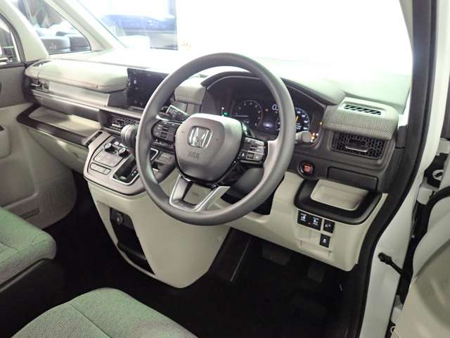 ホンダ ステップワゴン １．５ エアー R8年 (近畿) 99