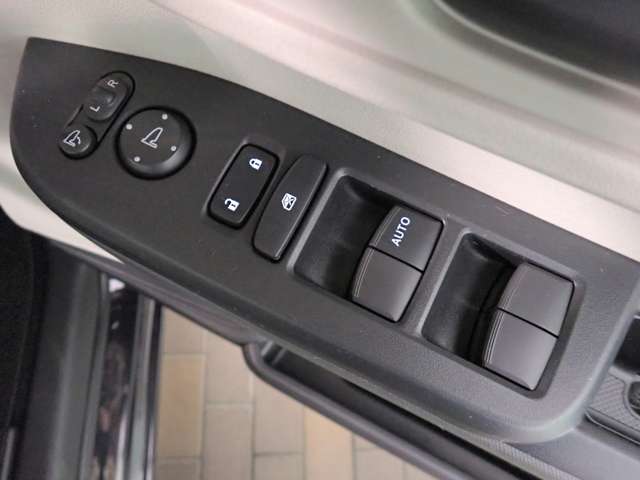 ホンダ Ｎ　ＢＯＸ ６６０ R6年 (近畿) 99