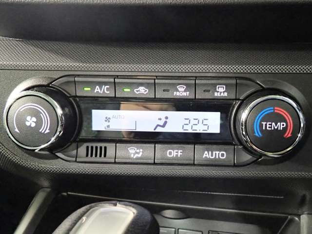 ダイハツ ロッキー １．２ プレミアム Ｇ ＨＥＶ R4年 (近畿) 99