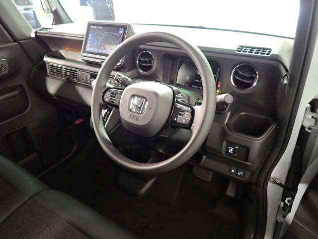 ホンダ Ｎ　ＢＯＸ カスタム ６６０ R8年 (近畿) 99