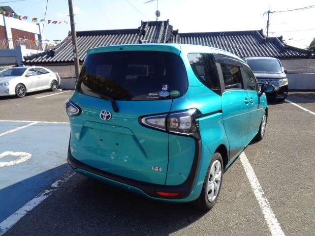 トヨタ シエンタ　ハイブリッド ハイブリッド １．５ Ｇ H30年 (九州・沖縄) 99