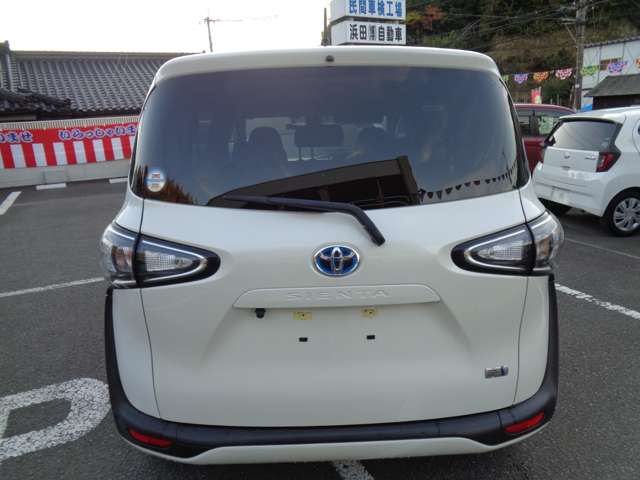 トヨタ シエンタ　ハイブリッド ハイブリッド １．５ Ｇ R4年 (九州・沖縄) 99