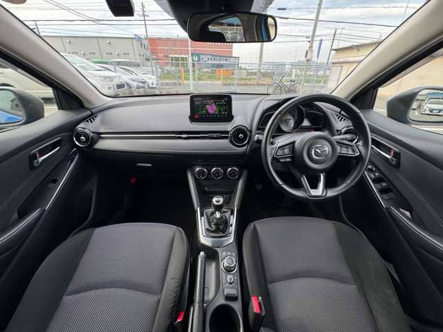 マツダ デミオ １．５ ＸＤ ツーリング ディーゼルターボ H29年 (近畿) 99