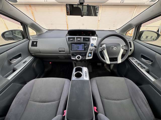 トヨタ プリウスΑ １．８ Ｓ H25年 (近畿) 99
