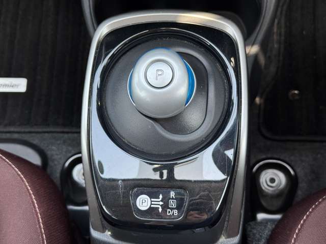 日産 ノート １．２ Ｅ－ＰＯＷＥＲ Ｘ モードプレミア H29年 (近畿) 99