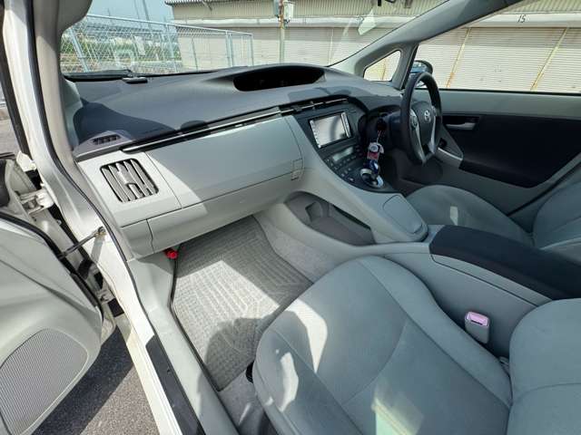 トヨタ プリウス １．８ Ｓ ツーリングセレクション H21年 (近畿) 99
