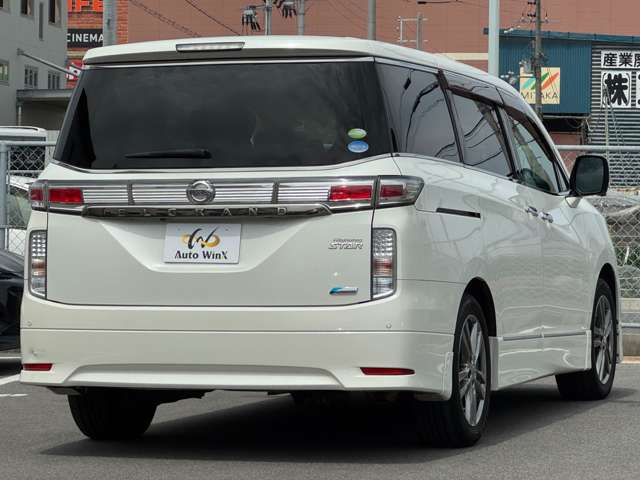 日産 エルグランド ２．５ ２５０ハイウェイスター アーバンクロム H23年 (近畿) 99