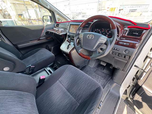 トヨタ ヴェルファイア ２．４Ｚ H24年 (近畿) 99