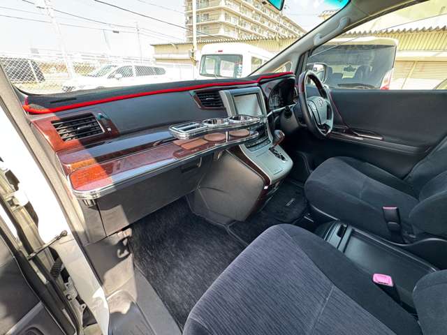 トヨタ ヴェルファイア ２．４Ｚ H24年 (近畿) 99