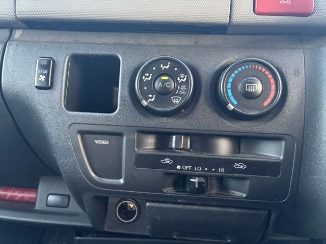 トヨタ ハイエースワゴン ２．７ ＤＸ ロング ミドルルーフ ４ＷＤ H22年 (近畿) 99