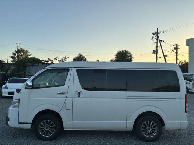 トヨタ ハイエースワゴン ２．７ ＤＸ ロング ミドルルーフ ４ＷＤ H22年 (近畿) 99