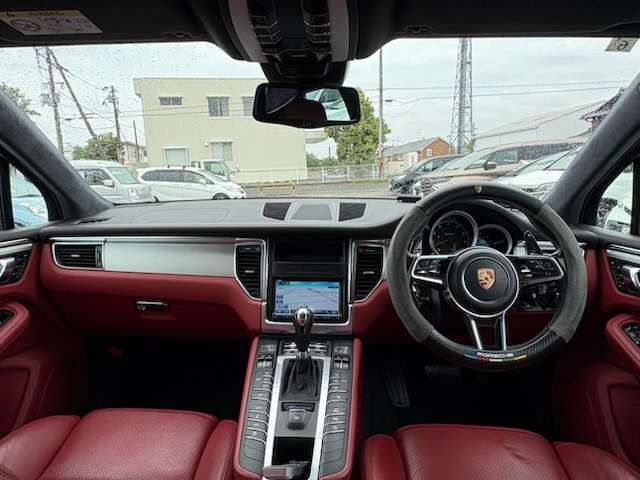 ポルシェ マカン ターボ ＰＤＫ ４ＷＤ H27年 (近畿) 99
