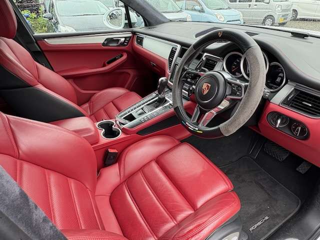 ポルシェ マカン ターボ ＰＤＫ ４ＷＤ H27年 (近畿) 99