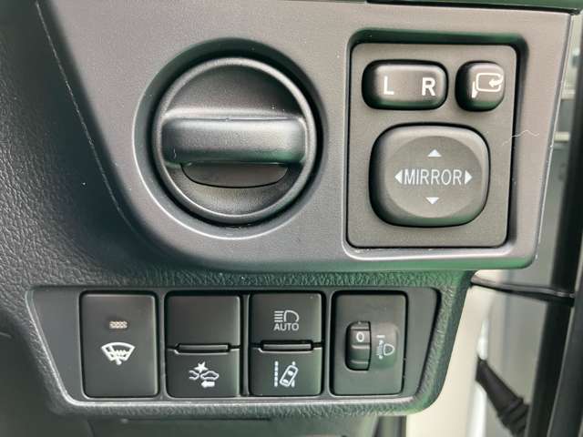 トヨタ カローラアクシオ １．５ Ｘ ４ＷＤ R1年 (甲信越・北陸) 99