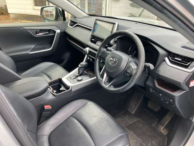 トヨタ ＲＡＶ４ ２．０ Ｇ Ｚパッケージ ４ＷＤ R1年 (甲信越・北陸) 99