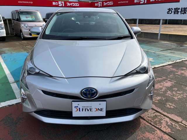 トヨタ プリウス １．８ Ａ プレミアム ツーリングセレクション Ｅ－ＦＯＵＲ ４ＷＤ H28年 (甲信越・北陸) 99