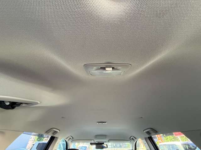 三菱 アウトランダーＰＨＥＶ ２．４ Ｇ ４ＷＤ H30年 (近畿) 99