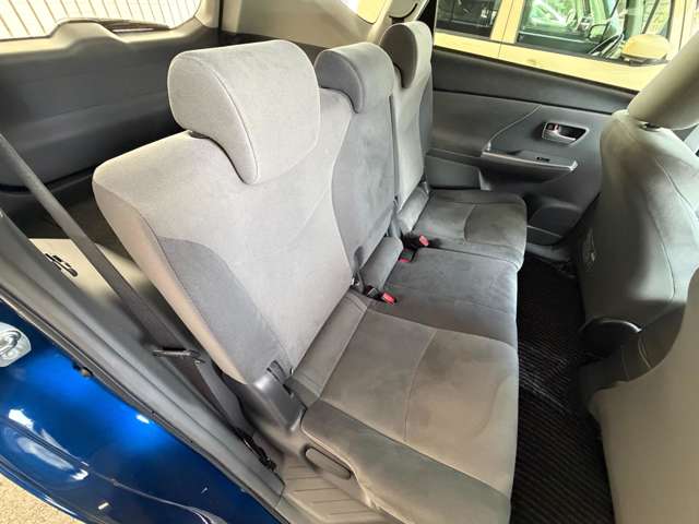 トヨタ プリウスΑ １．８ Ｓ Ｌセレクション H24年 (近畿) 99