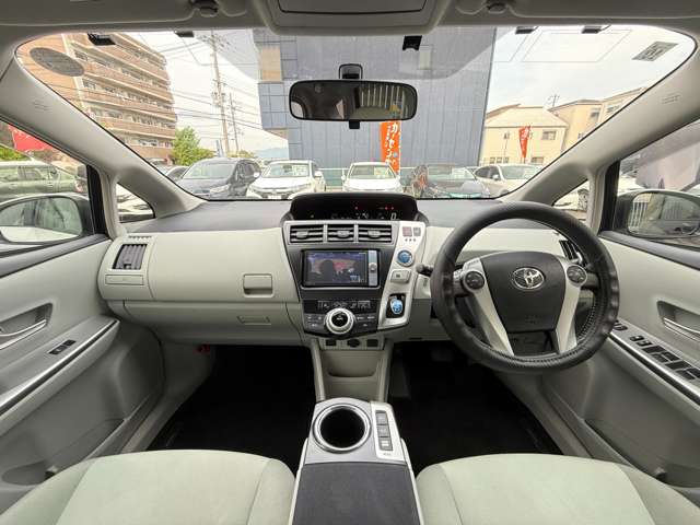 トヨタ プリウスΑ １．８ Ｓ H23年 (近畿) 99