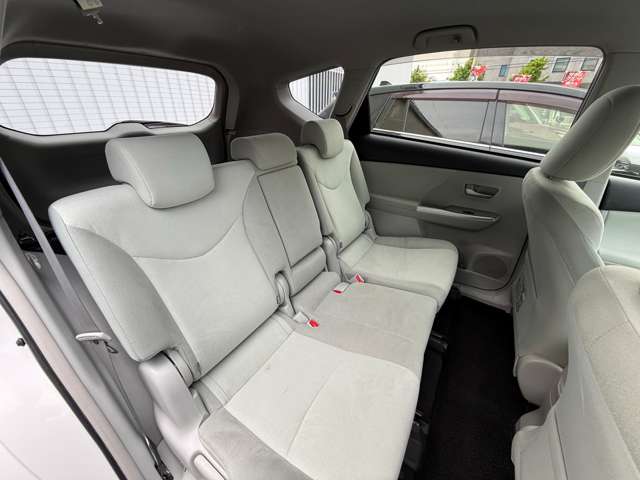 トヨタ プリウスΑ １．８ Ｓ H23年 (近畿) 99