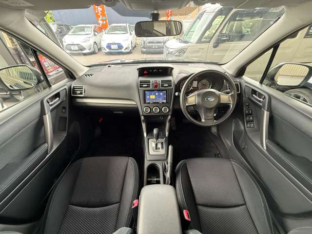 スバル フォレスター ２．０Ｉ ４ＷＤ H27年 (近畿) 99