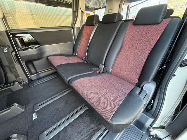 トヨタ ヴォクシー ２．０ ＺＳ Ｇ’Ｓ H23年 (近畿) 99
