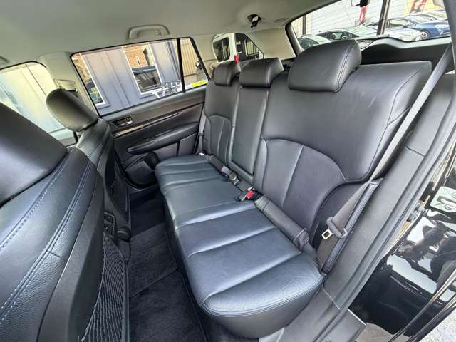 スバル レガシィツーリングワゴン ２．０ ＧＴ ＤＩＴ ４ＷＤ H24年 (近畿) 99