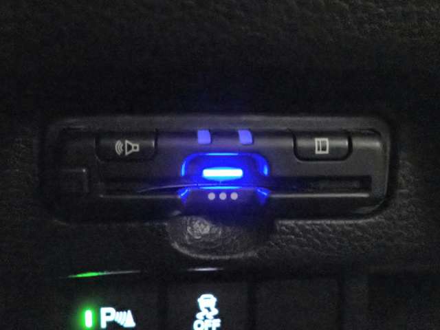 ホンダ Ｎ　ＢＯＸ カスタム ６６０ Ｌ R4年 (近畿) 99