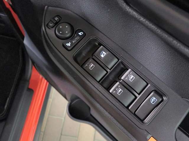 ダイハツ タント ６６０ ファンクロス R6年 (近畿) 99