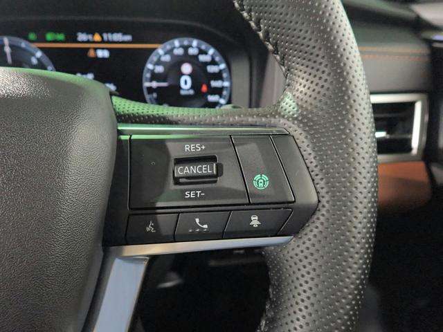 三菱 アウトランダーＰＨＥＶ ＰＨＥＶ ２．４ Ｐ ４ＷＤ R3年 (近畿) 99