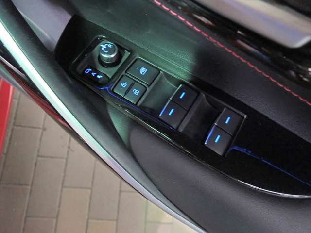 トヨタ カローラスポーツ １．２ Ｇ R1年 (近畿) 99