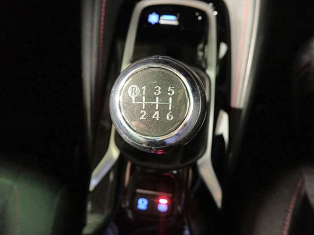 トヨタ カローラスポーツ １．２ Ｇ R1年 (近畿) 99