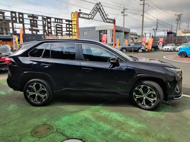 トヨタ ＲＡＶ４　ＰＨＶ ２．５ プラグインハイブリッド Ｚ Ｅ－ＦＯＵＲ ４ＷＤ R7年 (近畿) 99