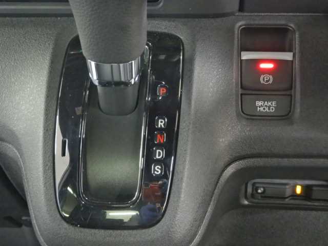 ホンダ Ｎ　ＢＯＸ カスタム ６６０ コーディネートスタイル モノトーン R6年 (九州・沖縄) 99