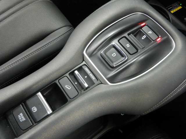 ホンダ ＺＲ－Ｖ ２．０ Ｅ：ＨＥＶ Ｚ ４ＷＤ R5年 (九州・沖縄) 99