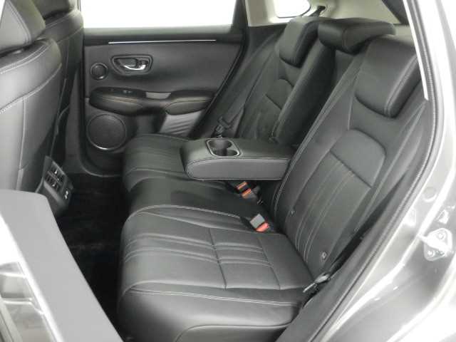ホンダ ＺＲ－Ｖ ２．０ Ｅ：ＨＥＶ Ｚ ４ＷＤ R5年 (九州・沖縄) 99