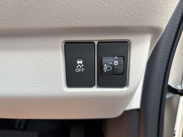 ホンダ Ｎ　ＢＯＸ ６６０ ファッションスタイル モノトーン R8年 (近畿) 99