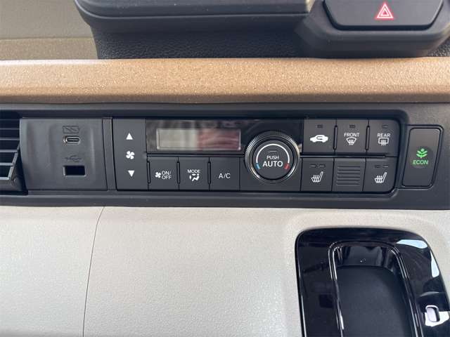 ホンダ Ｎ　ＢＯＸ ６６０ ファッションスタイル モノトーン R8年 (近畿) 99