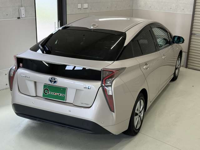 トヨタ プリウス １．８ Ａ Ｅ－ＦＯＵＲ ４ＷＤ H28年 (東北) 99