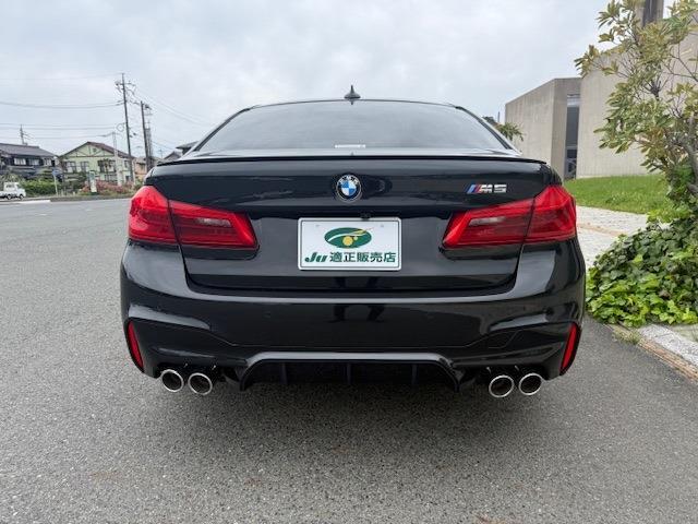 ＢＭＷ Ｍ５ ４．４ ４ＷＤ R1年 (中国) 99