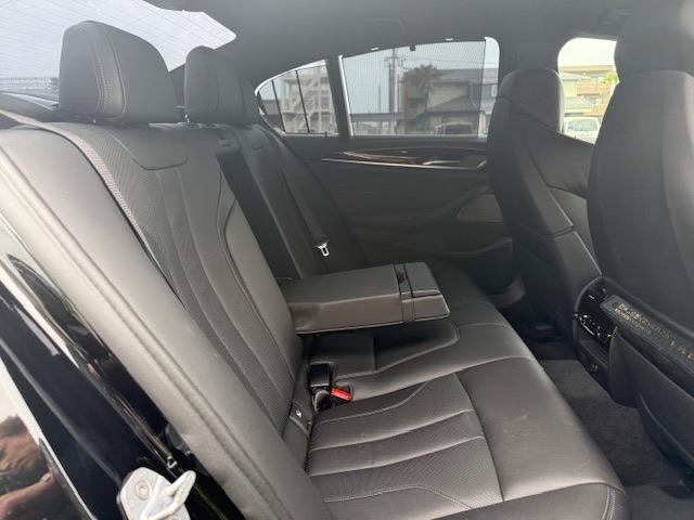 ＢＭＷ Ｍ５ ４．４ ４ＷＤ R1年 (中国) 99
