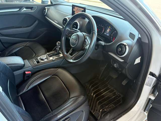 アウディ Ａ３　スポーツバック １．４　ＴＦＳＩ H29年 (九州・沖縄) 99