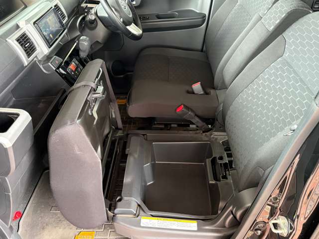 トヨタ ピクシス　メガ ６６０ Ｇターボ ＳＡＩＩＩ R3年 (九州・沖縄) 99