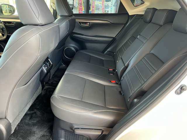 レクサス ＮＸ３００ｈ Ｉパッケージ H26年 (九州・沖縄) 99