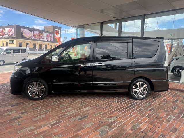 日産 セレナ ２．０ ライダー Ｓ－ＨＹＢＲＩＤ H25年 (九州・沖縄) 99